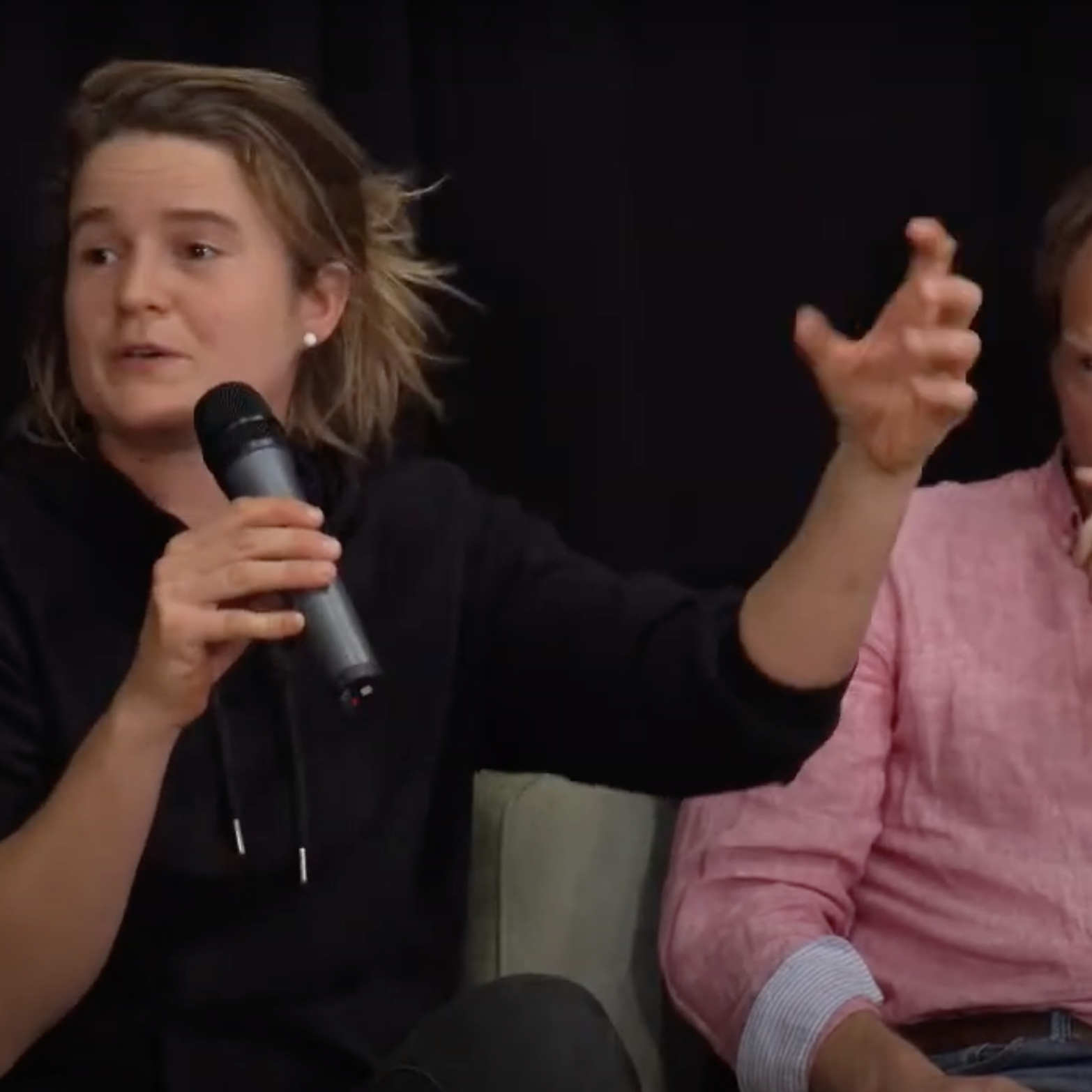 Laurane Coornaert en intervention : « High Tech VS Low Tech : le meilleur des deux mondes pour l’habitat durable », Université de Namur
